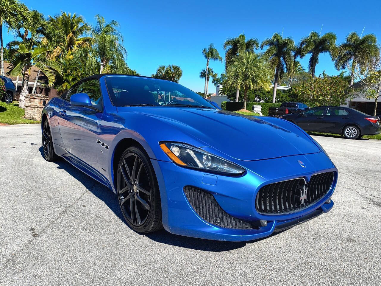 Used 2017 Maserati GranTurismo Sport RWD image 17