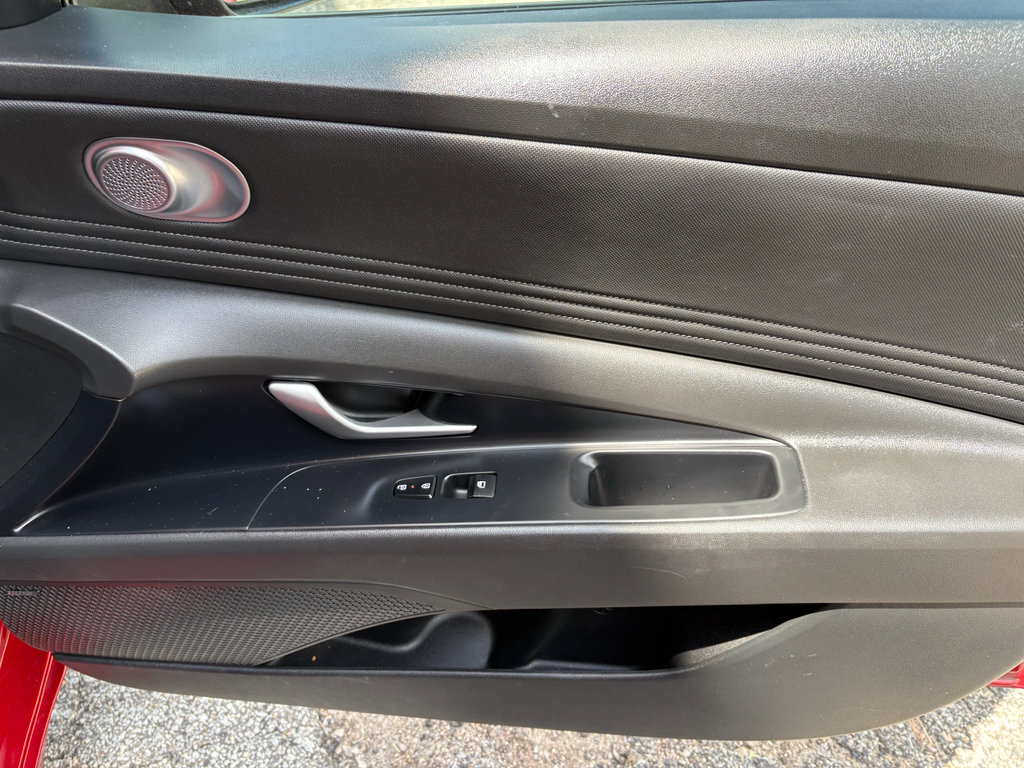 Used 2024 Hyundai Elantra Limited FWD image 27