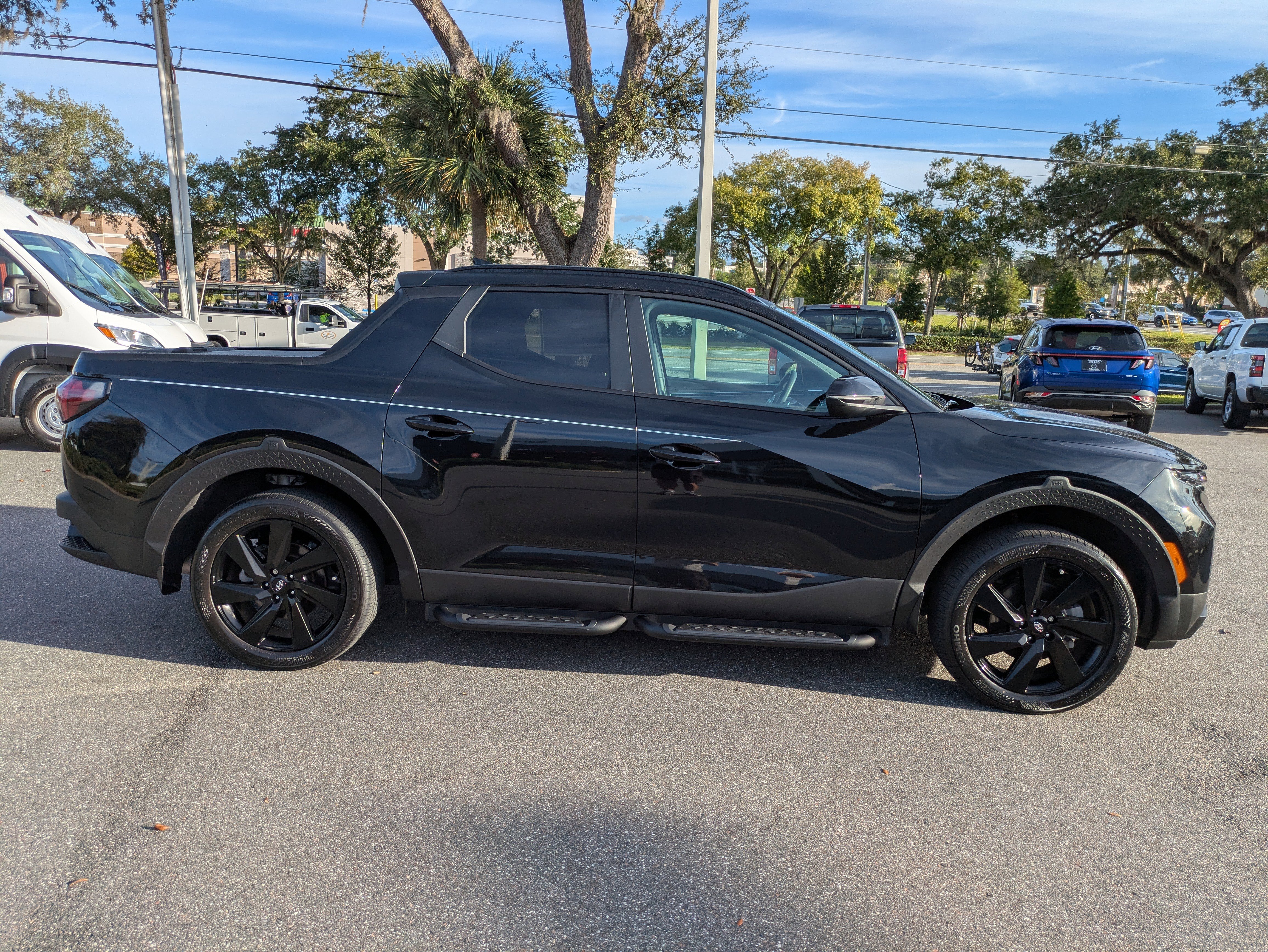 Used 2024 Hyundai Santa Cruz Night image 3