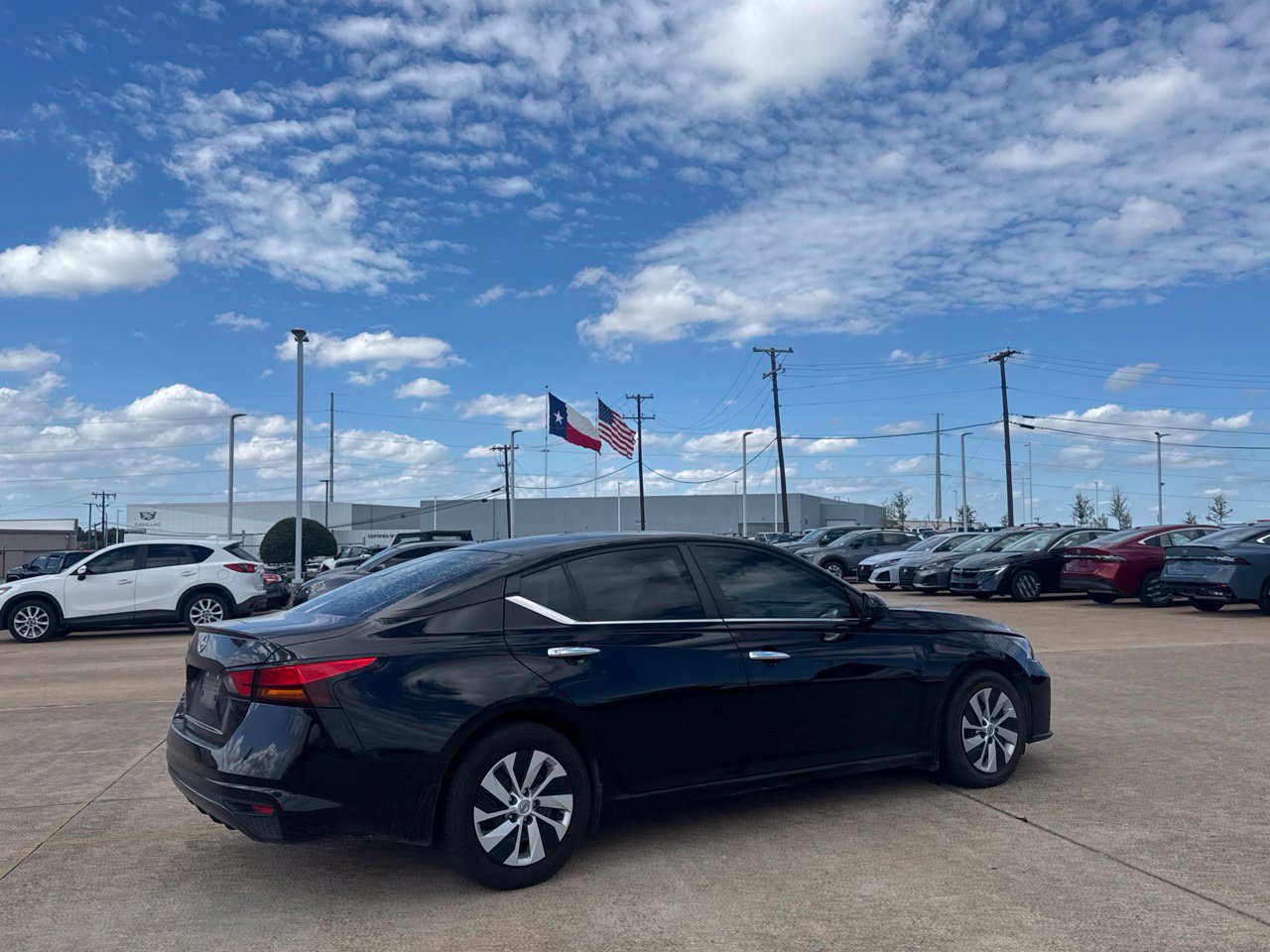 Used 2023 Nissan Altima 2.5 S FWD image 30