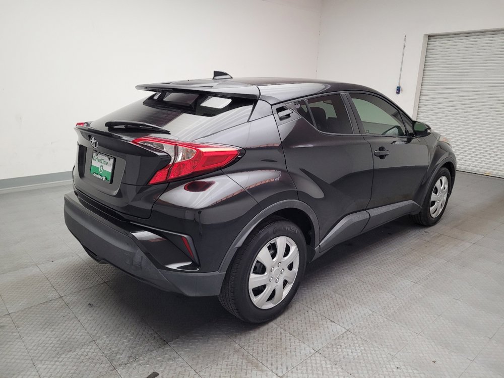 Used 2019 Toyota C-HR LE image 9