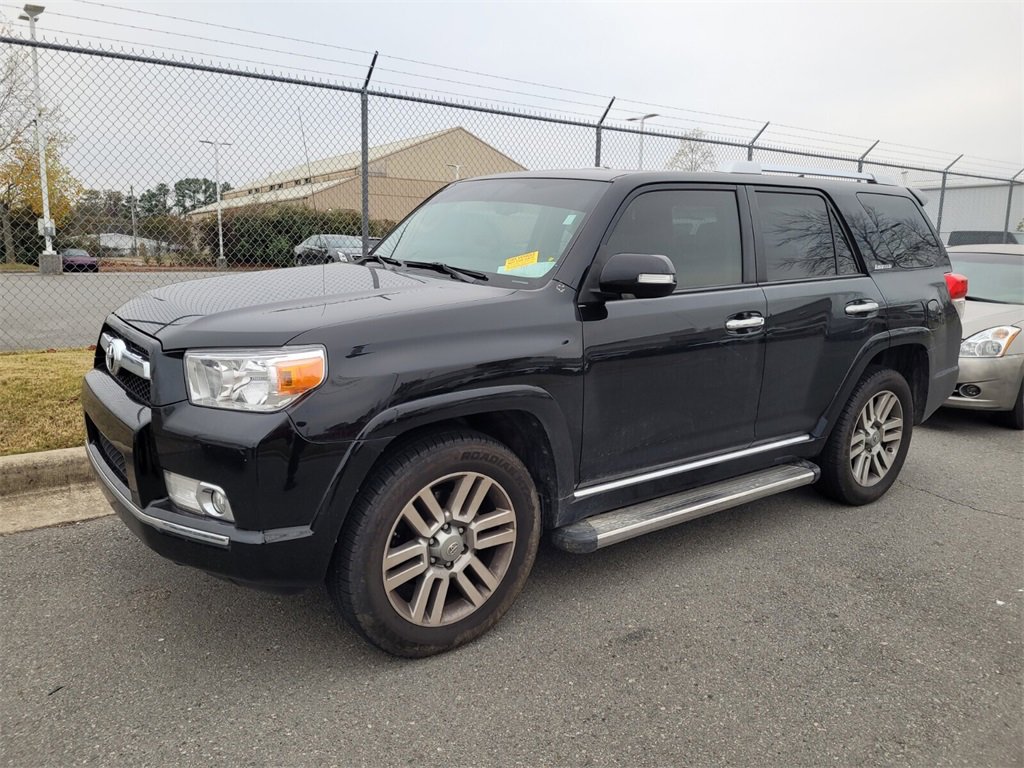 Used 2013 Toyota 4Runner Limited image 3