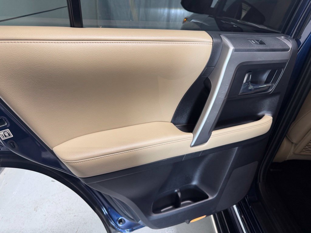 Used 2019 Toyota 4Runner Limited RWD image 18