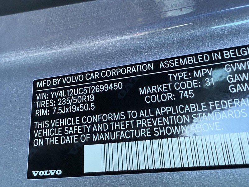 New 2026 Volvo XC40 B5 Plus w/ Protection Package Premier AWD/4WD image 16