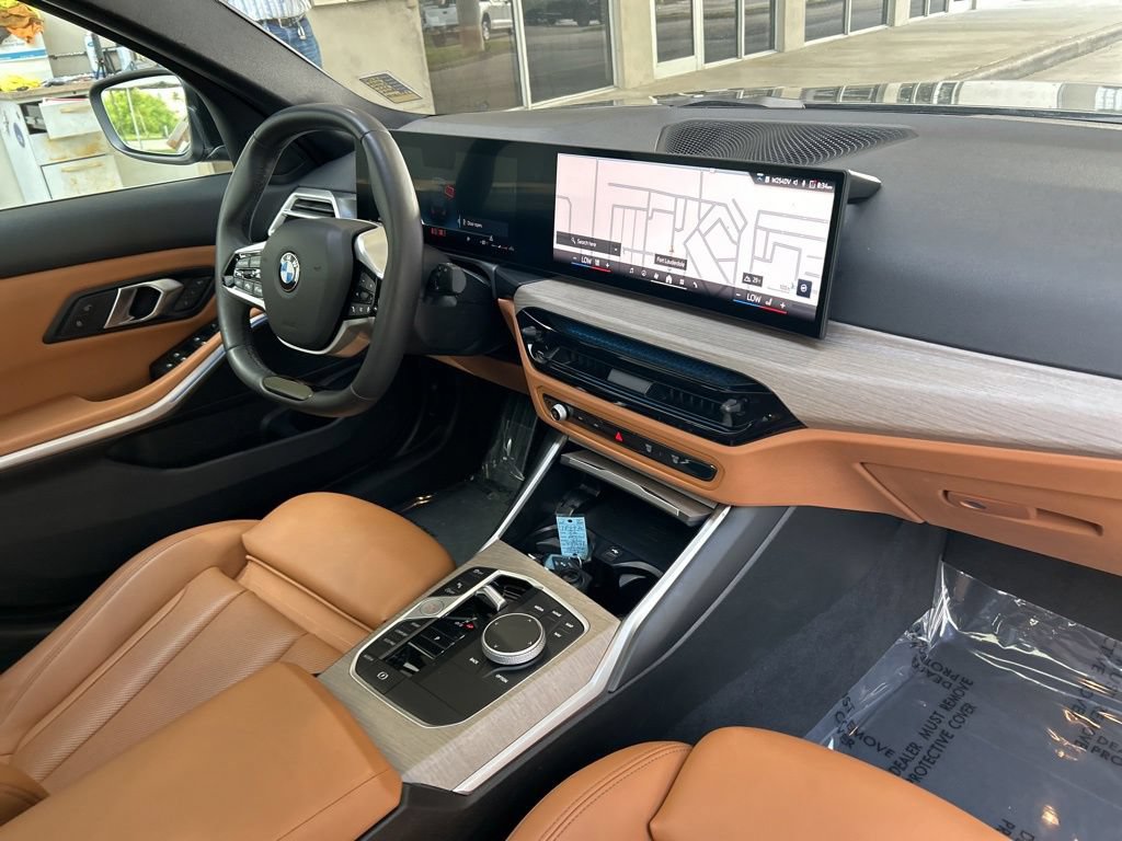 Used 2025 BMW 330i xDrive Sedan AWD/4WD image 29