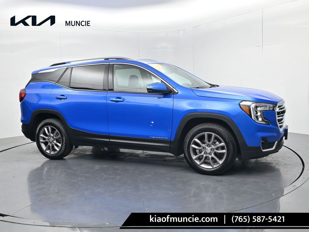 Used 2024 GMC Terrain SLT AWD/4WD image 1