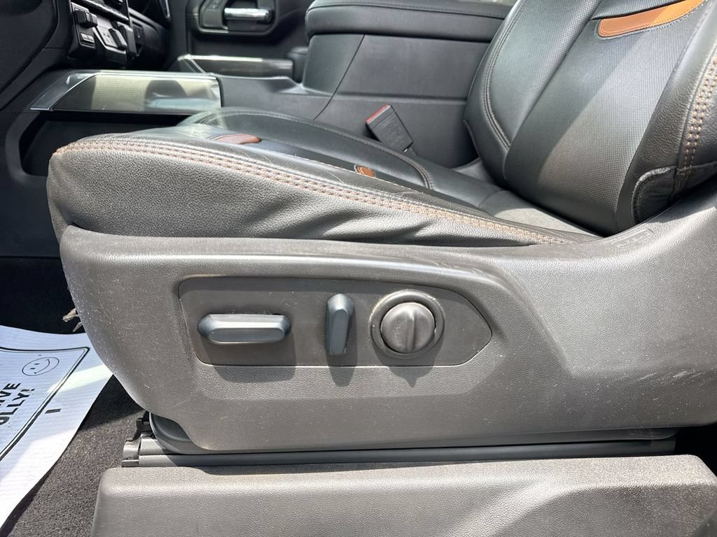 Used 2023 GMC Sierra 2500 AT4 w/ AT4 Preferred Package AWD/4WD image 12