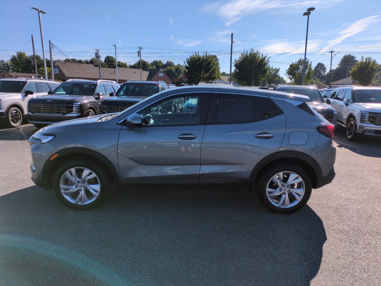 Used 2024 Buick Encore GX Preferred FWD image 4