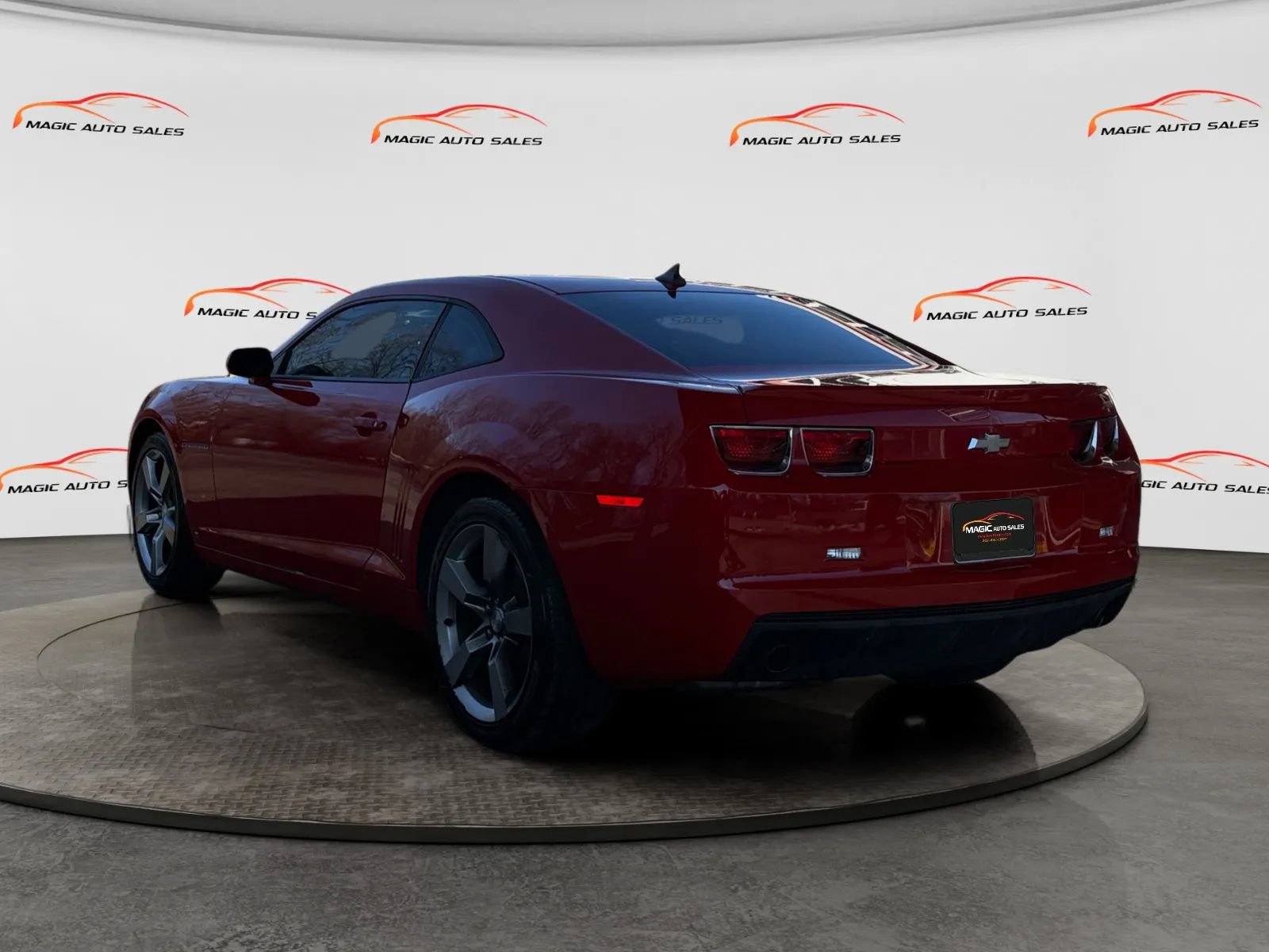 Used 2010 Chevrolet Camaro LT w/ RS Package RWD image 6