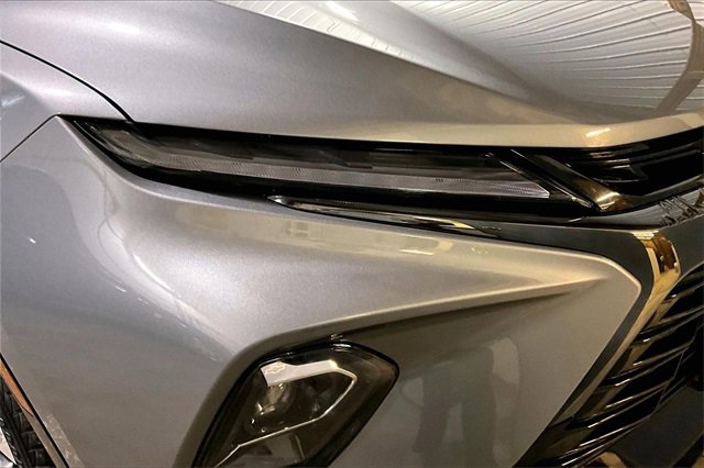 Certified 2023 Chevrolet Blazer RS w/ Driver Confidence II Package image 4