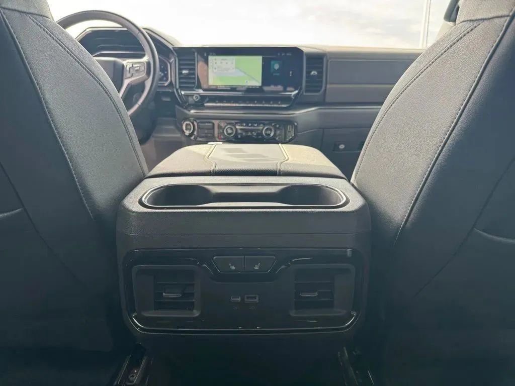 Used 2024 Chevrolet Silverado 1500 ZR2 w/ Technology Package image 28