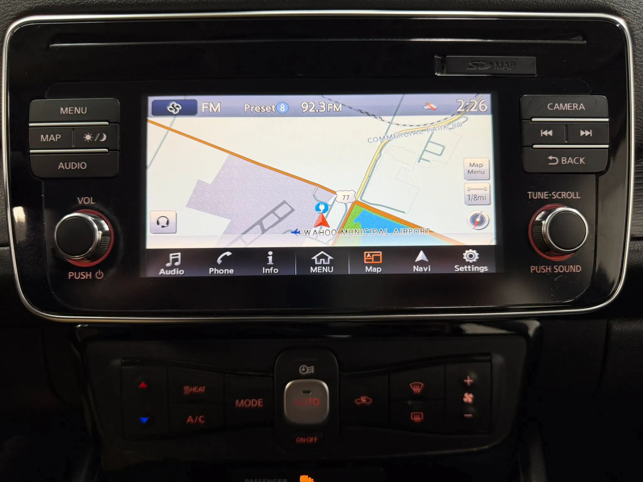 Used 2018 Nissan Leaf SV w/ SV Technology Package FWD image 23