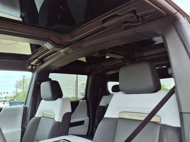 New 2025 GMC Hummer EV 2X AWD/4WD image 5