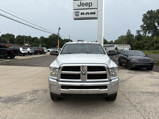 Used 2018 RAM 2500 Tradesman w/ Chrome Appearance Group AWD/4WD image 2