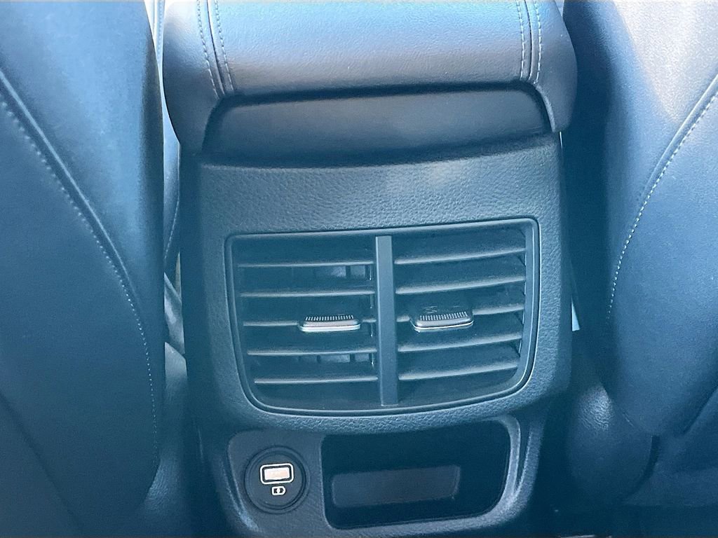 Used 2023 Kia Seltos S w/ Navigation Package image 25