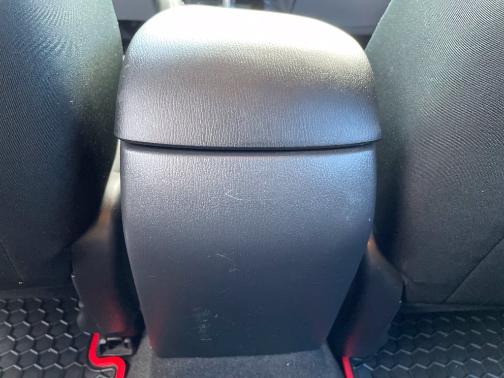 Used 2016 MAZDA MAZDA3 i Sport FWD image 16