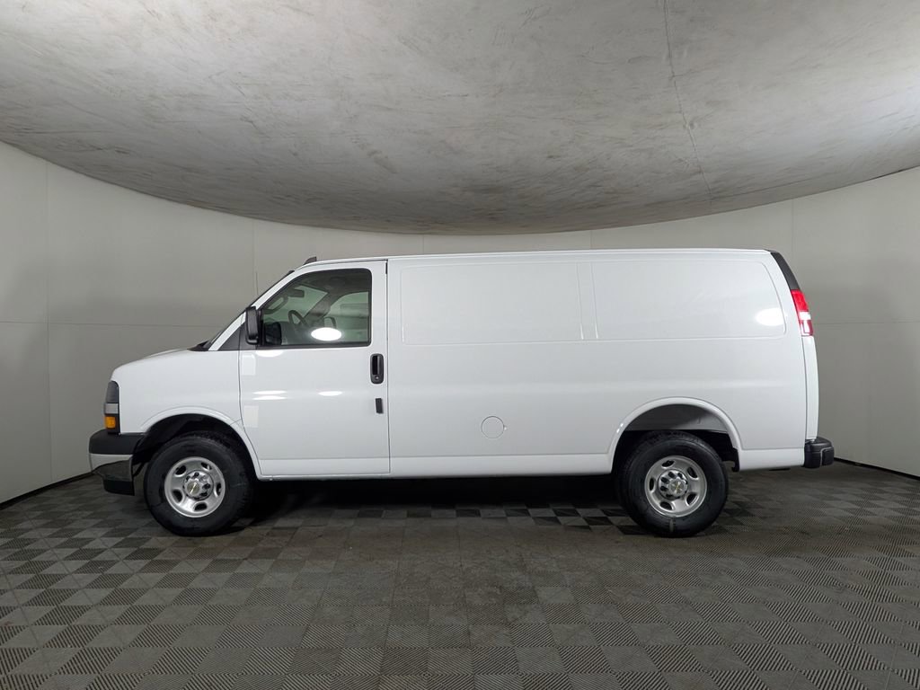 New 2025 Chevrolet Express 2500 image 3