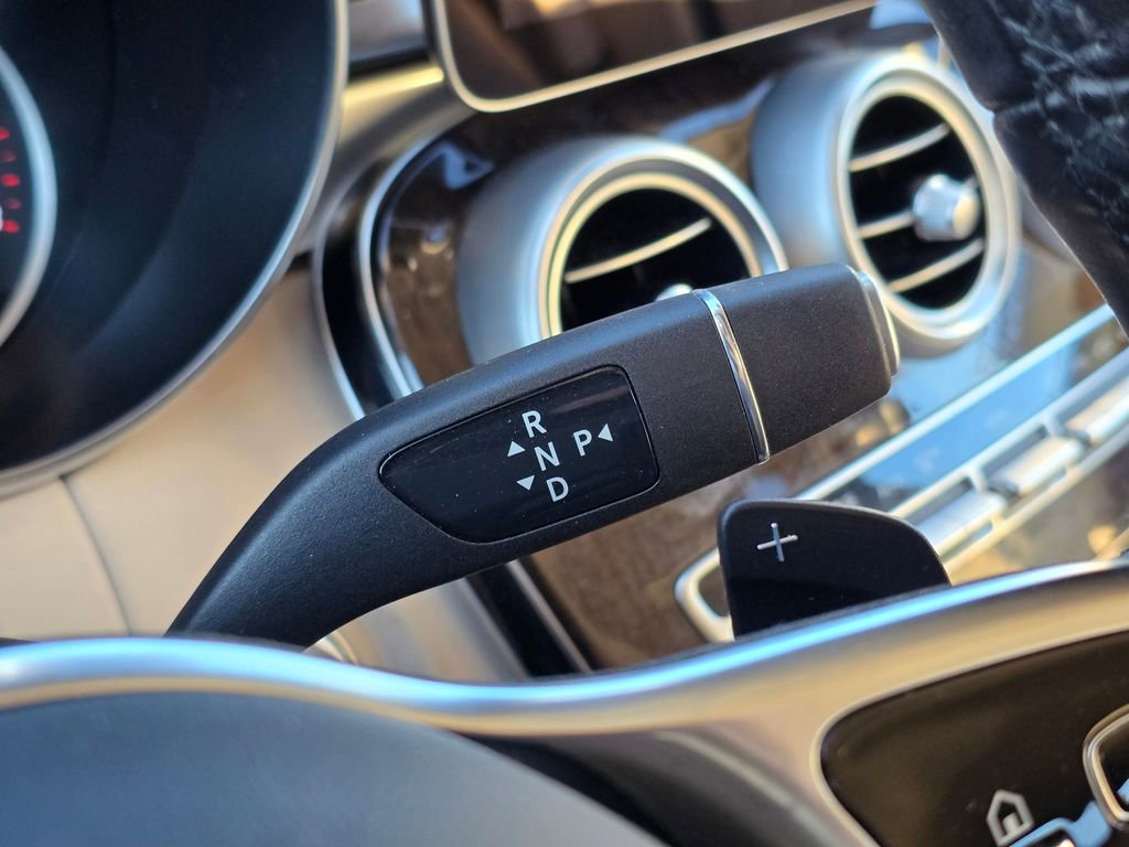 Used 2021 Mercedes-Benz GLC 300 4MATIC image 37