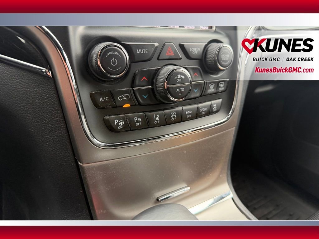 Used 2018 Jeep Grand Cherokee Trailhawk w/ Trailhawk Luxury Group AWD/4WD image 17