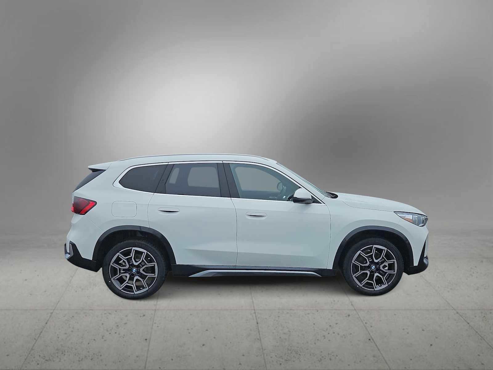 New 2026 BMW X1 xDrive28i w/ Technology Package image 9