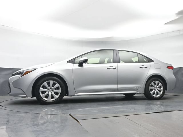 Certified 2026 Toyota Corolla LE AWD/4WD image 27
