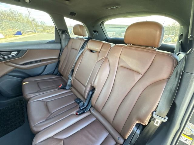 Used 2018 Audi Q7 3.0T Premium image 26