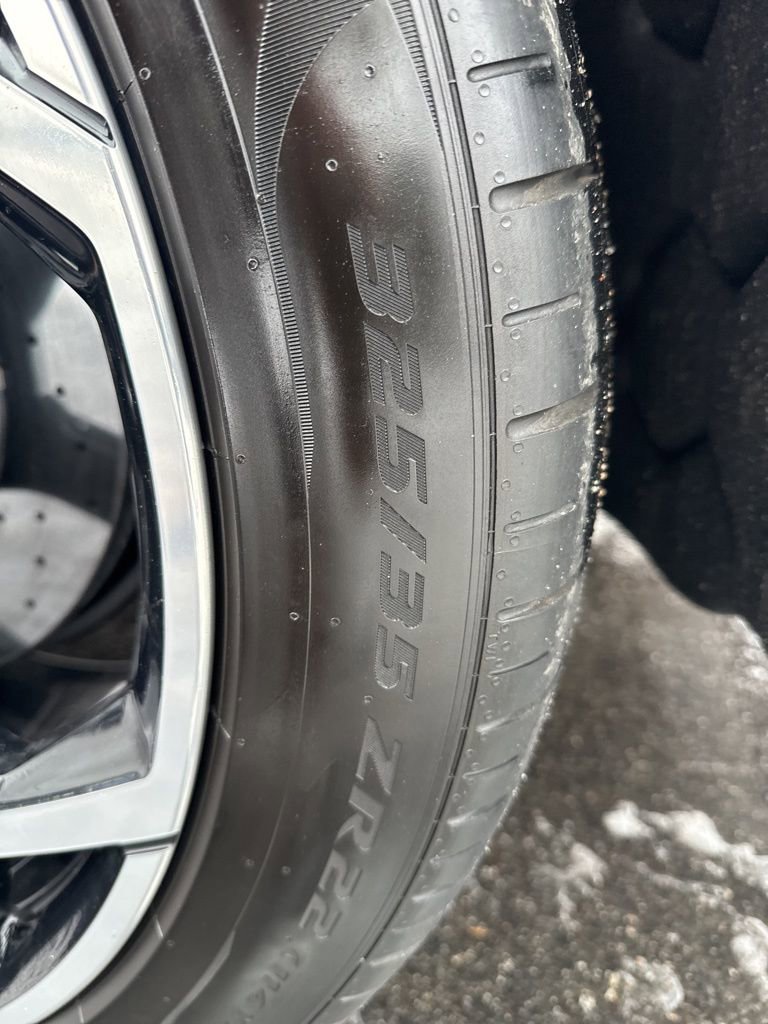 Used 2022 Lamborghini Urus image 38