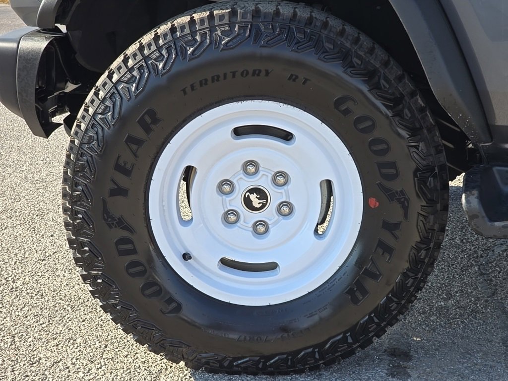 New 2025 Ford Bronco Heritage Edition image 10