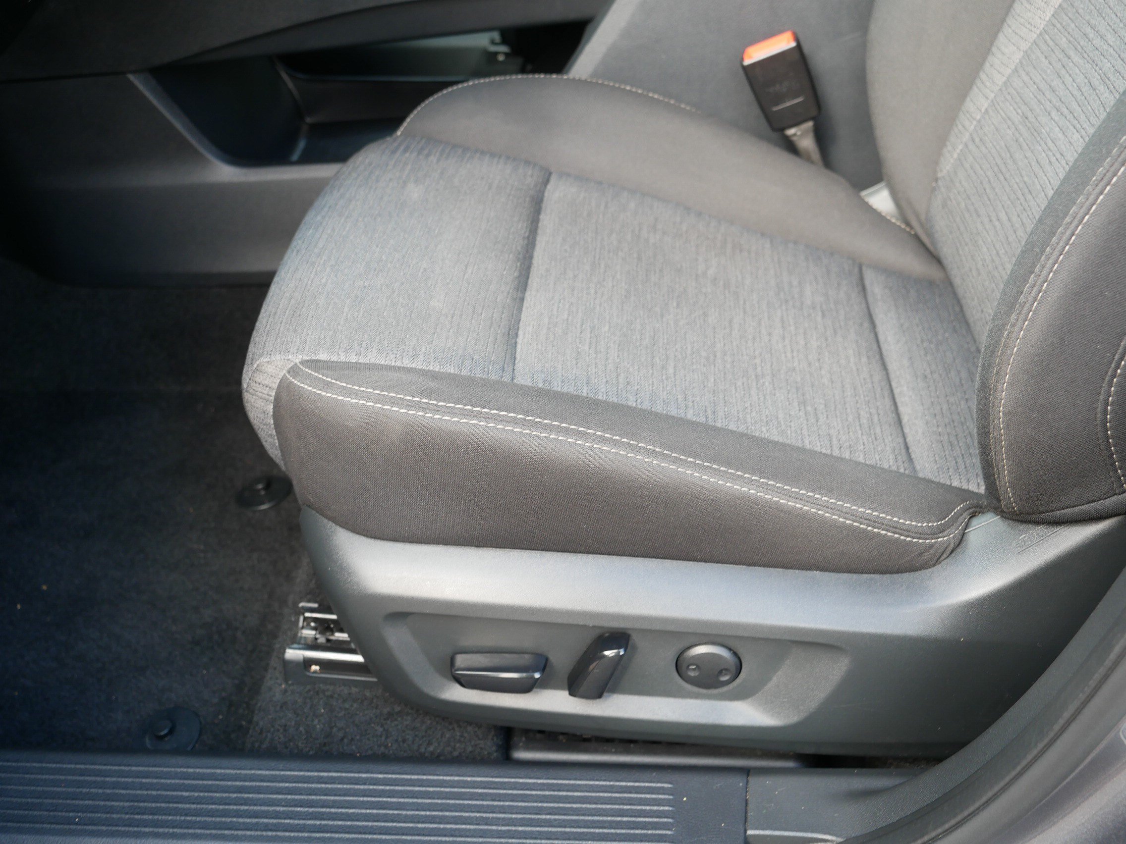 Certified 2023 Nissan Rogue SV AWD/4WD image 20