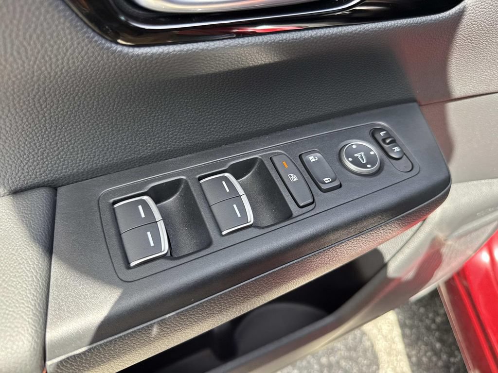 Used 2025 Honda CR-V Sport Touring image 23