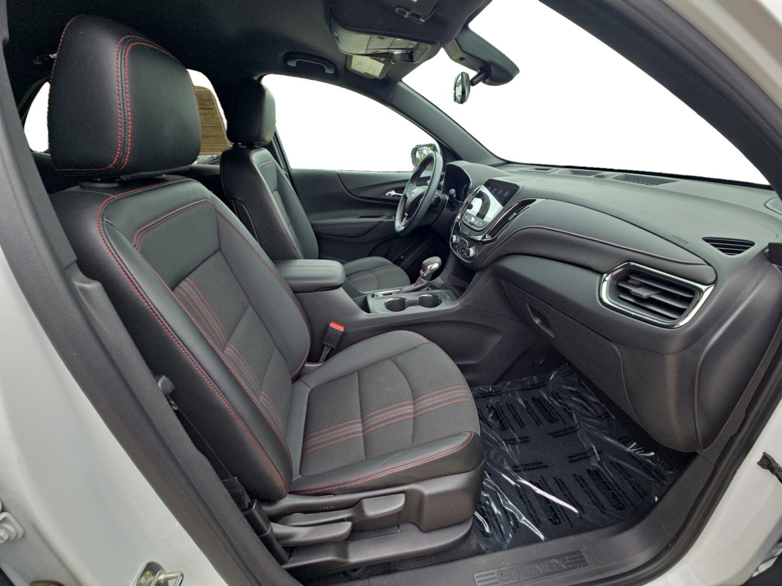 Used 2023 Chevrolet Equinox RS image 15