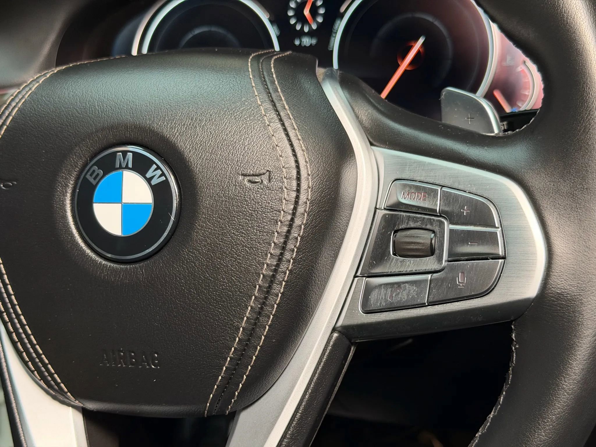 Used 2016 BMW 740i RWD image 39