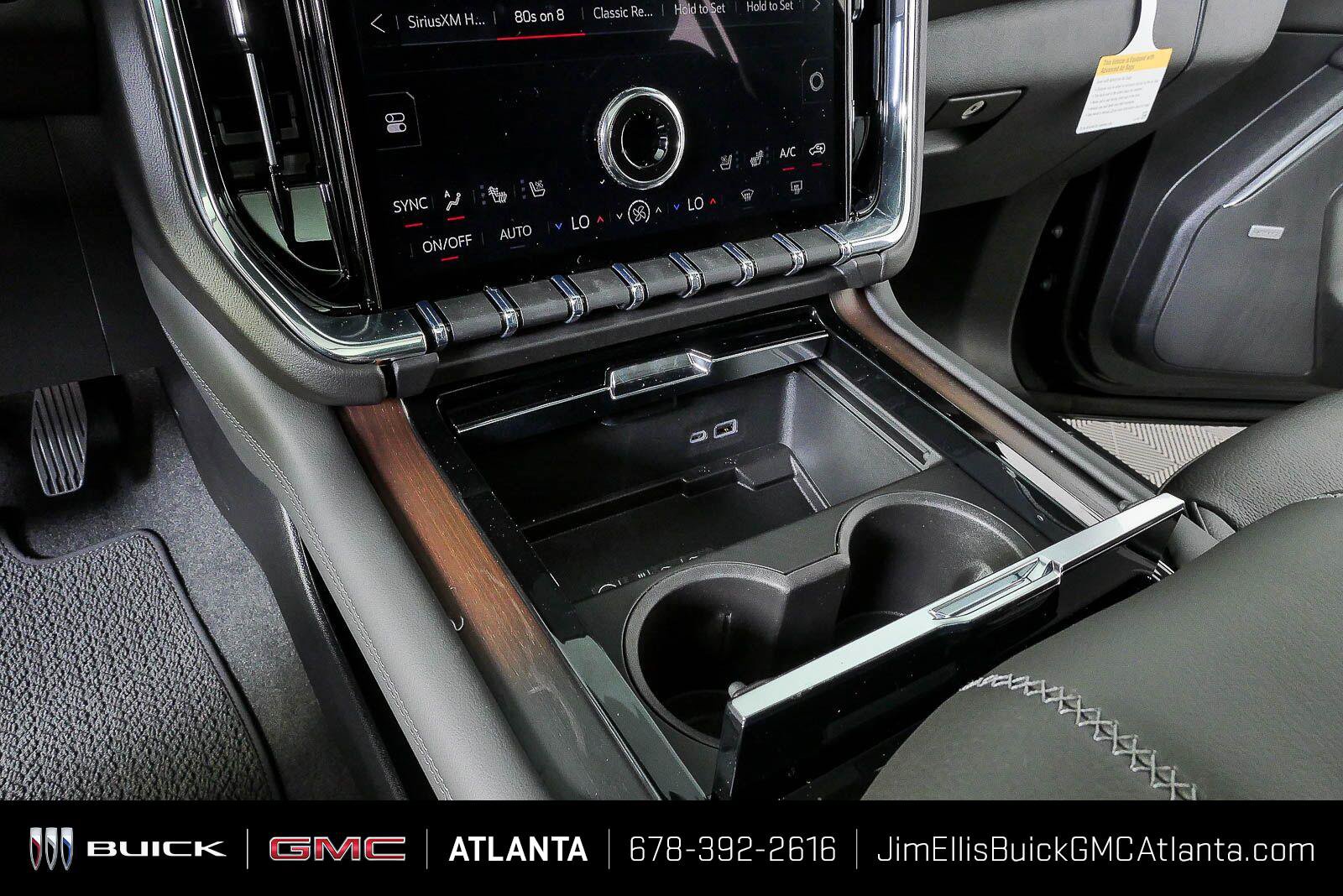 New 2026 GMC Yukon XL Denali w/ Denali Reserve Package AWD/4WD image 18