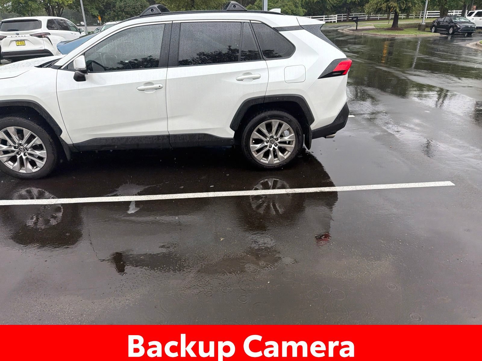 Used 2025 Toyota RAV4 XLE Premium FWD image 9