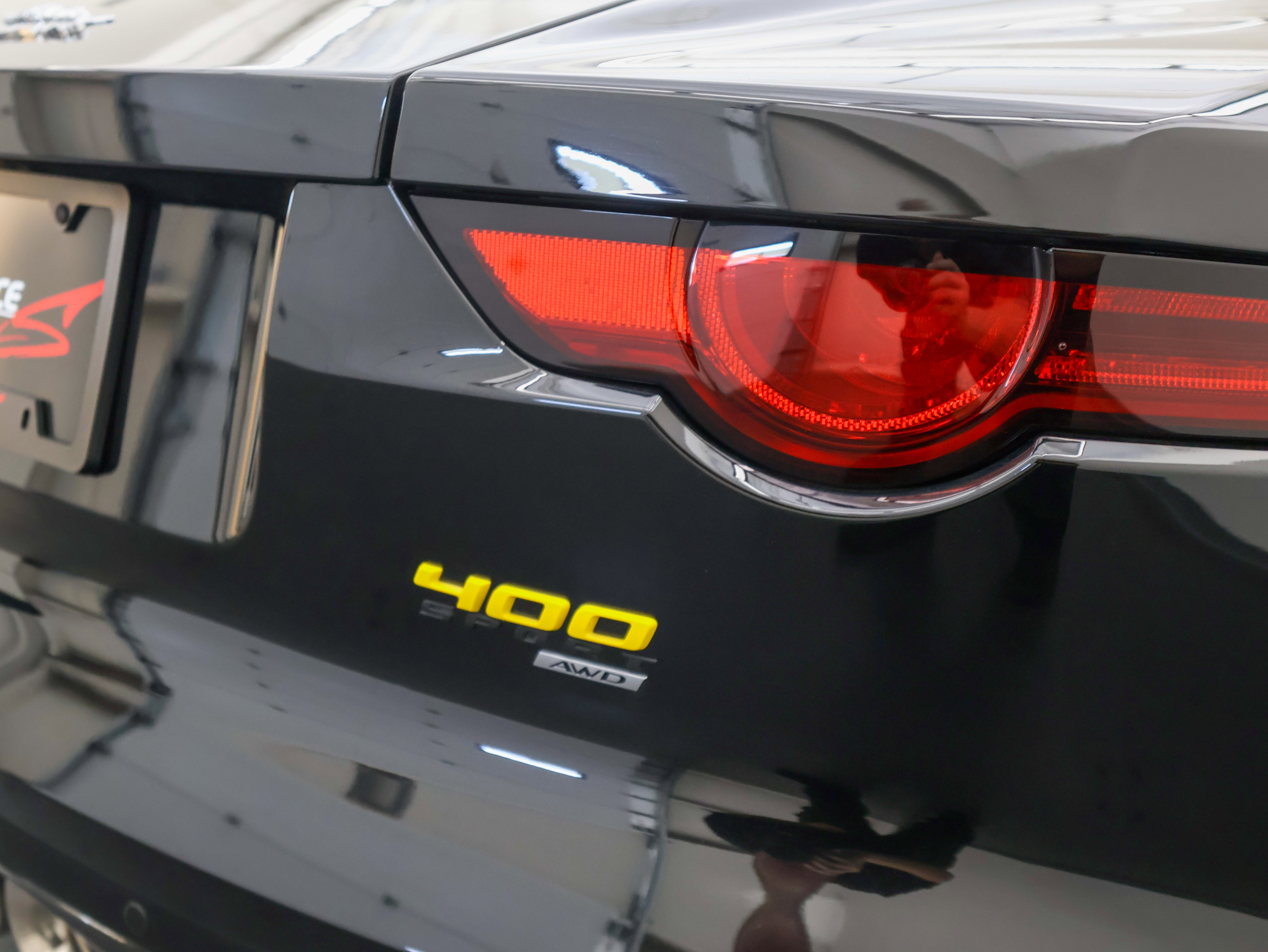 Used 2018 Jaguar F-TYPE 400 Sport image 41