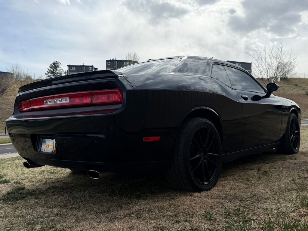 Used 2011 Dodge Challenger R/T w/ Sound Group II image 7