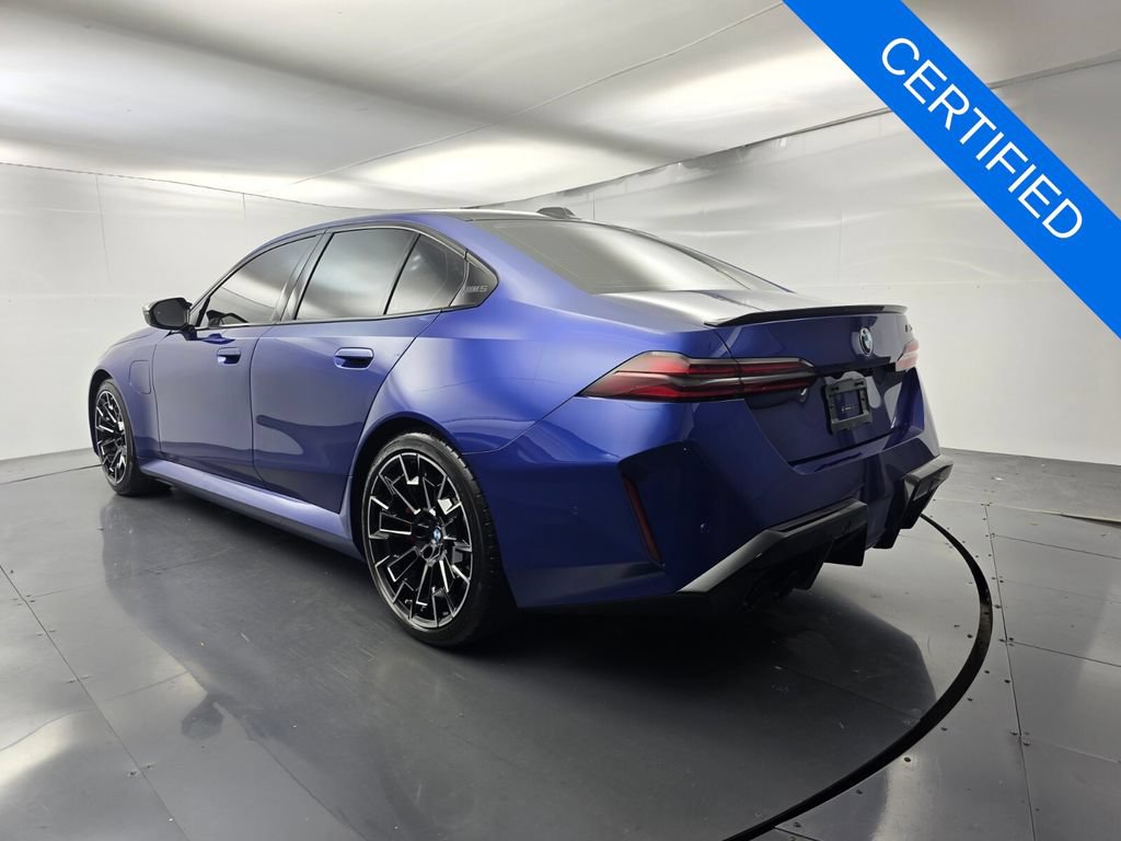 Certified 2025 BMW M5 w/ Carbon Package AWD/4WD image 4