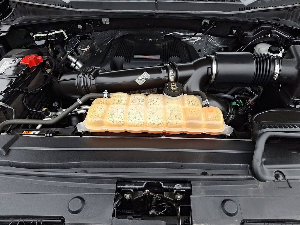 Used 2017 Ford F150 Raptor w/ Equipment Group 802A Luxury image 28