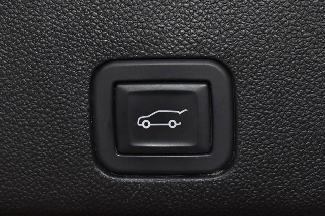 Used 2024 Chevrolet Suburban RST image 42