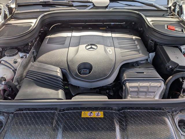 New 2026 Mercedes-Benz GLS 450 4MATIC image 17