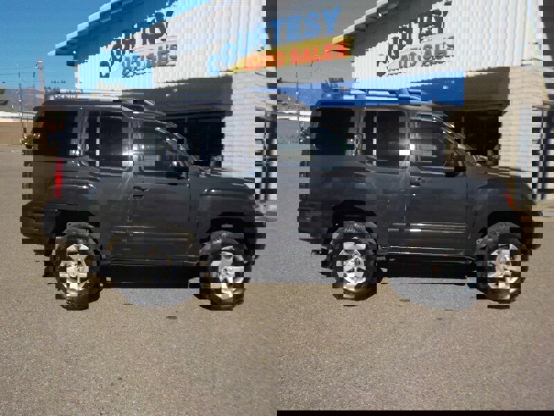 Used 2012 Nissan Xterra S image 11