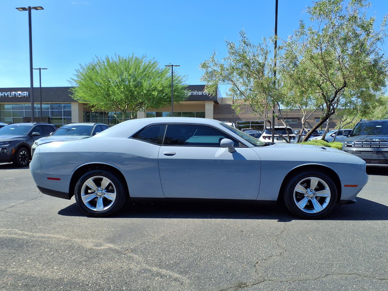 Used 2020 Dodge Challenger SXT RWD image 7