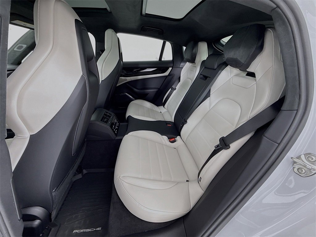 Certified 2025 Porsche Panamera GTS image 26