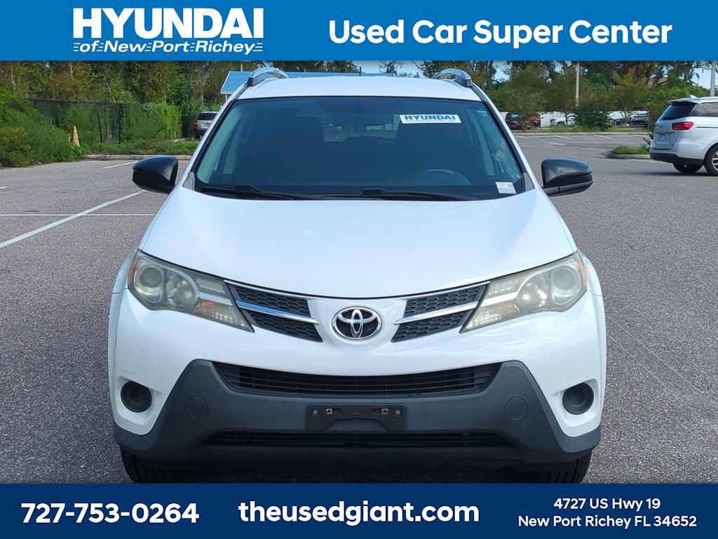 Used 2014 Toyota RAV4 LE AWD/4WD image 8