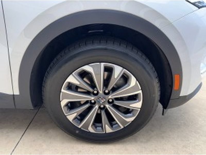 Used 2024 Buick Envision Preferred AWD/4WD image 12