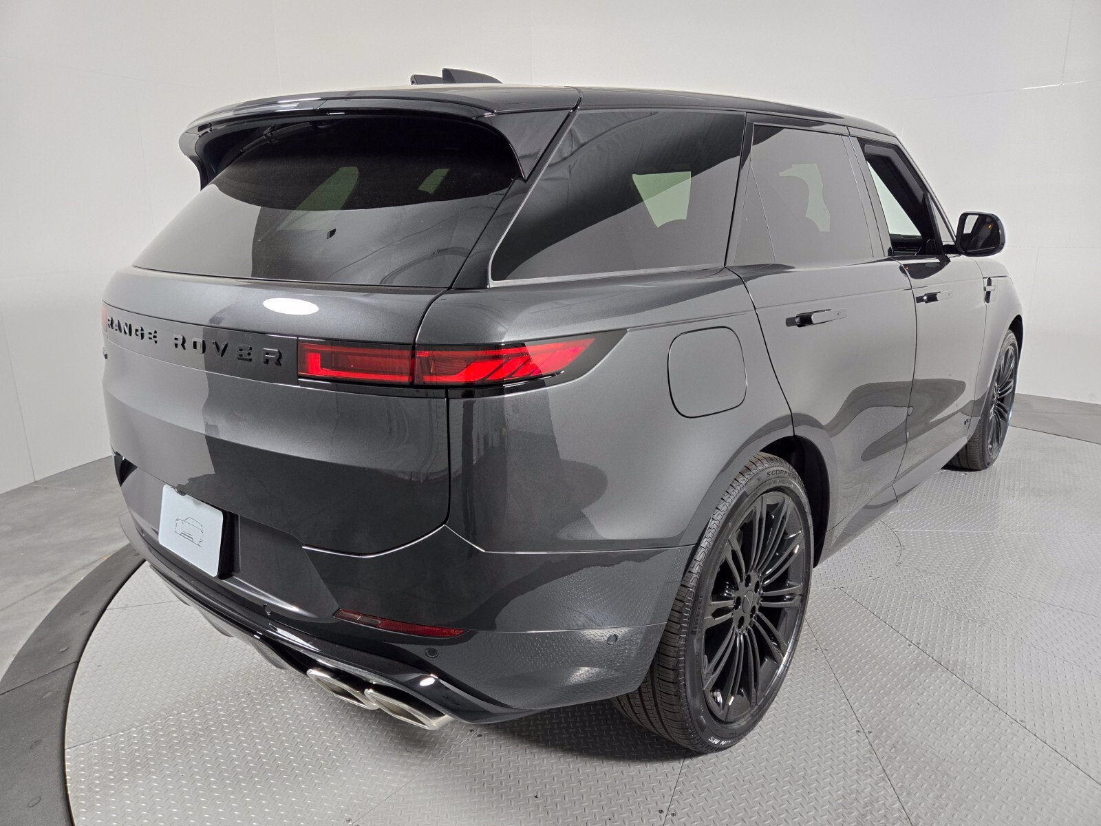 New 2026 Land Rover Range Rover Sport Dynamic SE AWD/4WD image 2