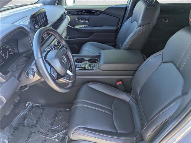 Used 2024 Honda Pilot TrailSport image 16