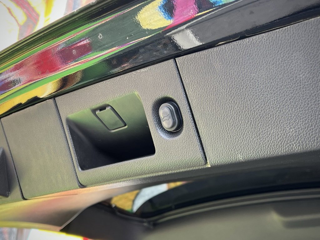 Used 2019 GMC Yukon Denali w/ Denali Ultimate Package image 29