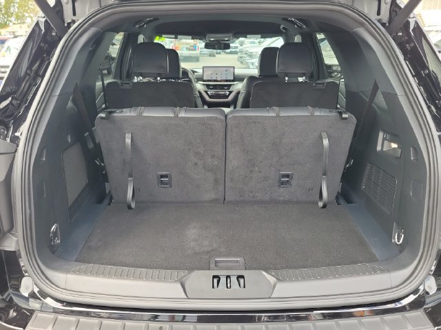 Used 2026 Ford Explorer ST-Line w/ ST-Line Street Pack RWD image 20