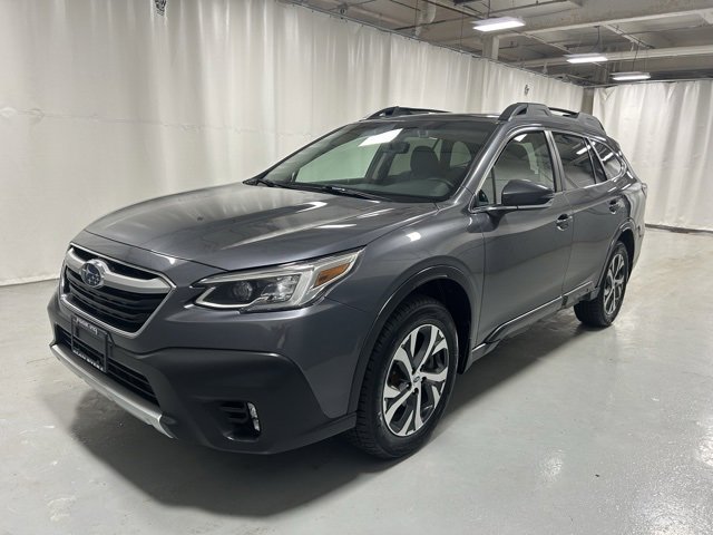Used 2022 Subaru Outback Limited XT image 1